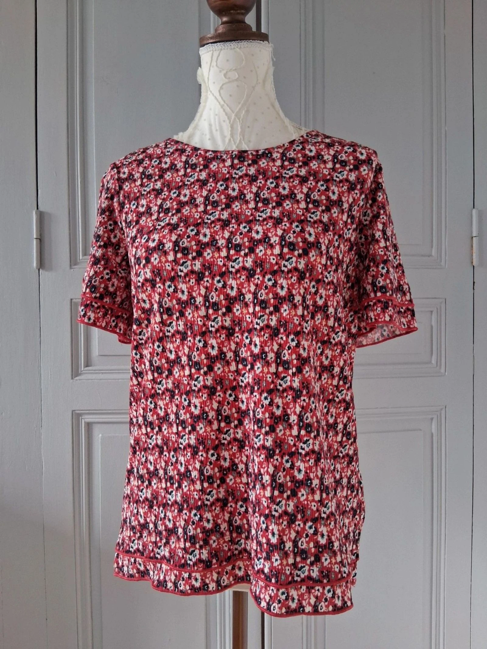 Top plisado Damart - Motivo floral - Corte oversize - Talla 34/36 – photo 2